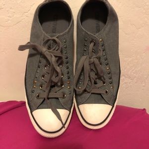 Gray Converse